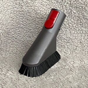 GENUINE Dyson Quick Release Mini soft Dusting Brush Accessory tool V11 V10 V8 V7